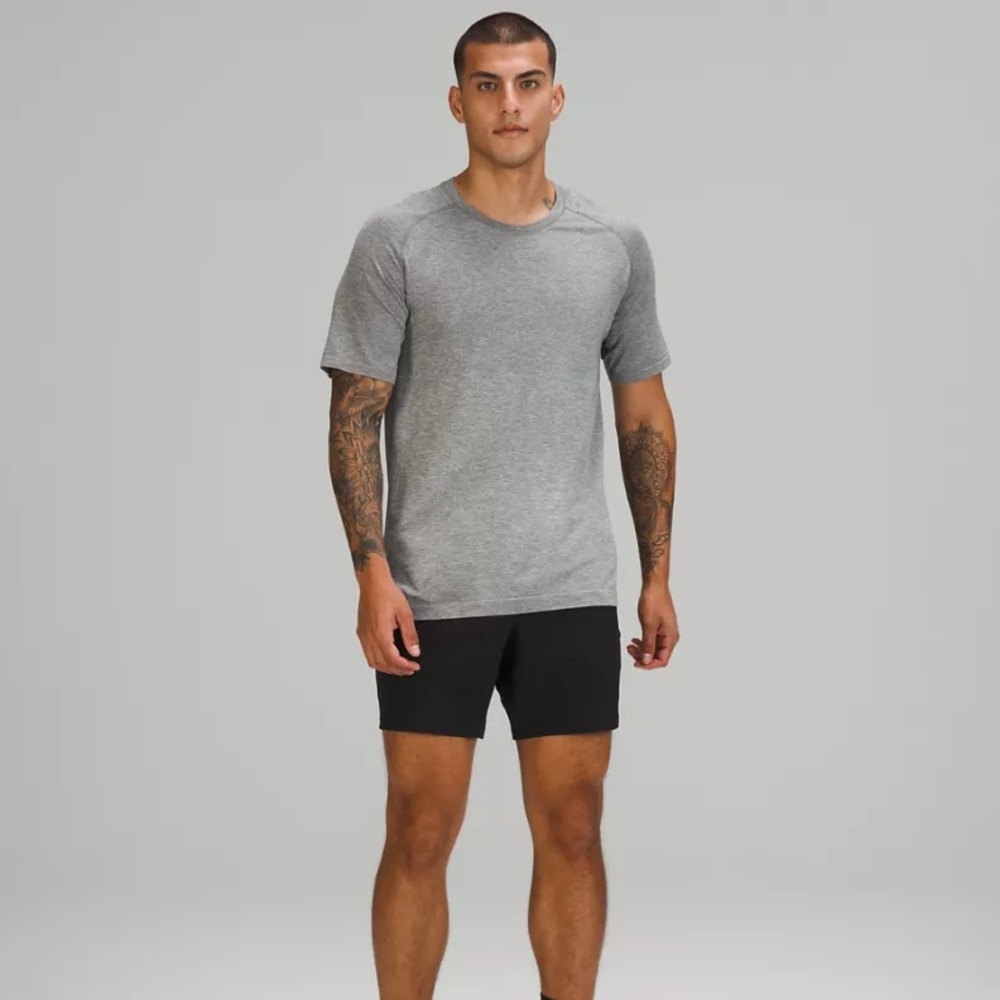 Lululemon Pace Breaker Linerless Short 7"